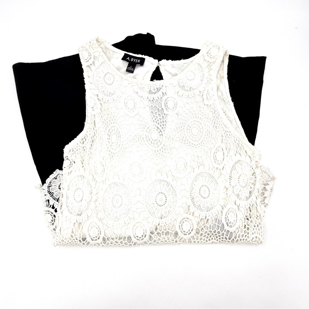 A. Byer White Lace Top W/Black Bottom Romper Size Large (CWT002)